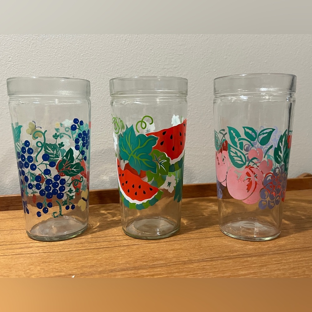 Set of 3 Anchor Hocking Mixed Fruit Drinking Glasses - vintage